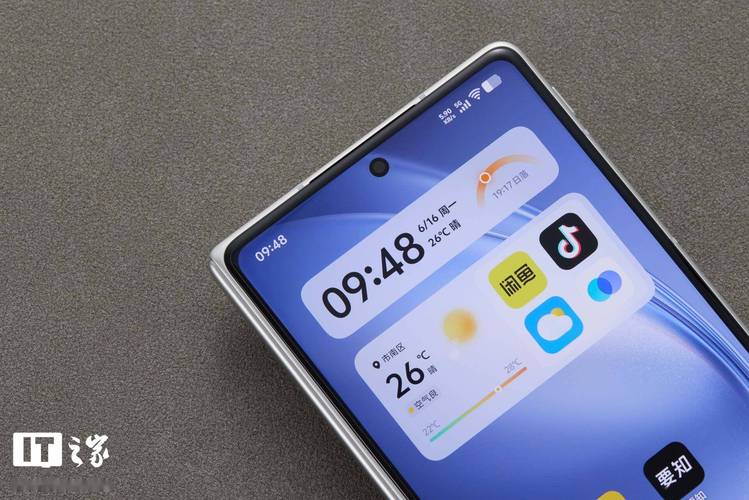 全球最轻+全球首款三防折叠屏！vivo X Fold5突破行业极限